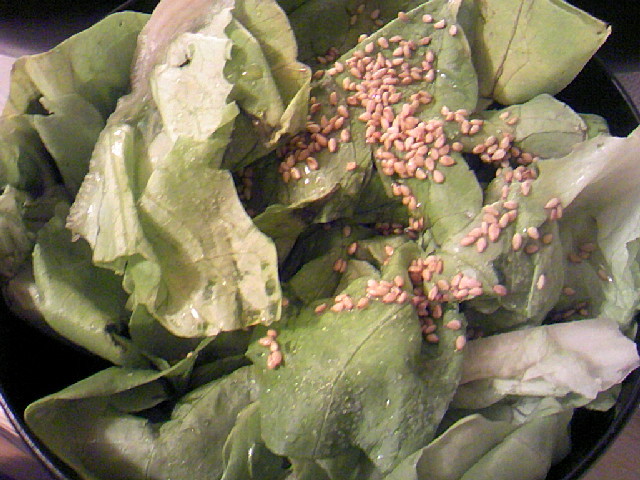 サラダ菜と海苔の胡麻酢サラダの画像