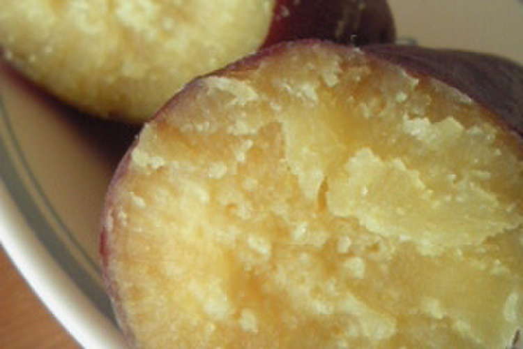 しっとりほくほく焼き芋の焼き方 レシピ 作り方 By Hitomi16 クックパッド 簡単おいしいみんなのレシピが360万品