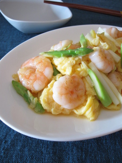 【お家で簡単中華】海老とニラの卵炒めの写真
