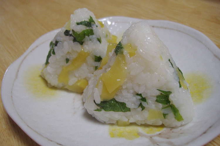 大葉とたくあんのおにぎり レシピ 作り方 By せつみか クックパッド 簡単おいしいみんなのレシピが353万品