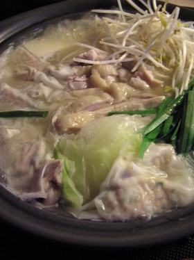 鶏出汁が旨い 天然コラーゲン鍋