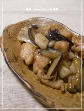 簡単deうま辛★鶏ももとなすの甘辛炒め
