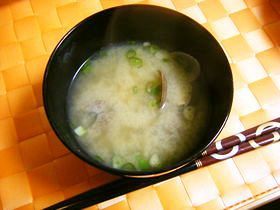 あさりの味噌汁(簡単あさりの砂抜き)