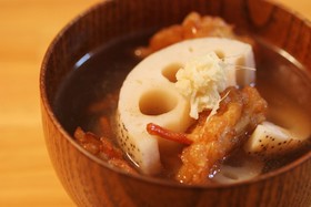 野菜のちぎり揚げと蓮根のお吸い物