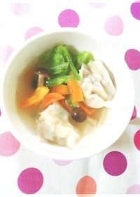 野菜たっぷり✿簡単水餃子スープ