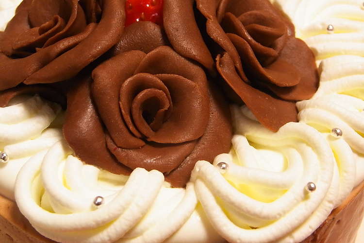 簡単デコ バレンタインにチョコでバラの花 レシピ 作り方 By Celly クックパッド 簡単おいしいみんなのレシピが360万品