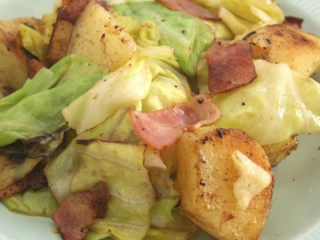 キャベツを追加 ジャーマンポテトキャベツ レシピ 作り方 By Ma03co クックパッド 簡単おいしいみんなのレシピが364万品