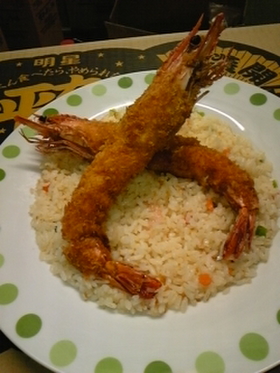 給料日後のエビピラフ