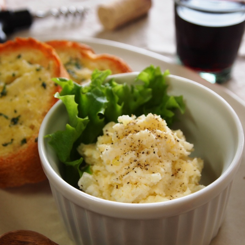 レインボーポテトサラダのレシピ