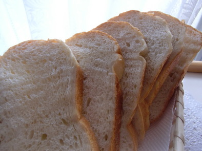 ＨＢで飲むヨーグルト食パンの写真