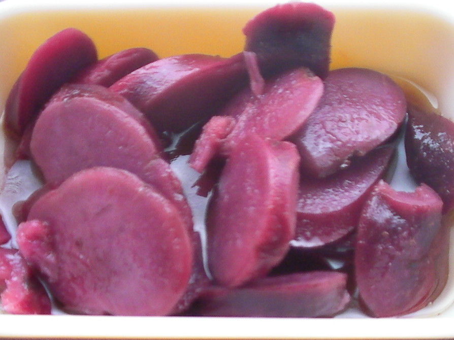 簡単おやつ；紅・紫イモのリンゴジュース煮の画像