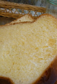 HBでアーモンドプードルの食パン