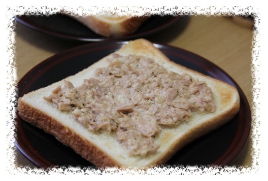 ツナマヨのジンジャー風味トーストの画像