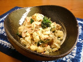 レンジで簡単、鍋要らず! 鮭のポテサラ