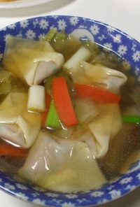 手作りワンタン入り中華スープ~♪