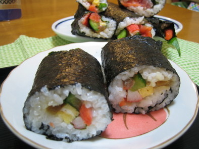 海鮮巻き寿司（恵方巻き）の写真