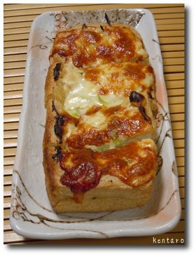 栃尾の油揚げのチーズ焼き
