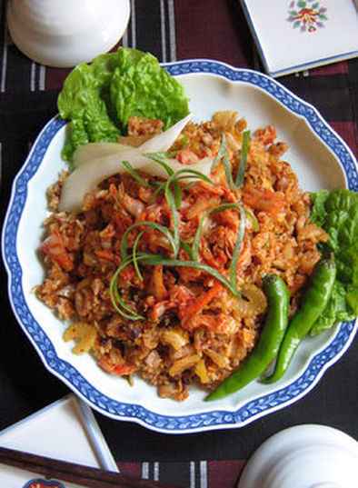 キムチとセロリと納豆と【上々キムチ炒飯】の写真