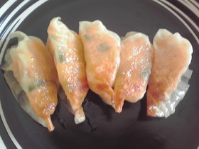 肉ジャガ残りで肉ジャガ餃子