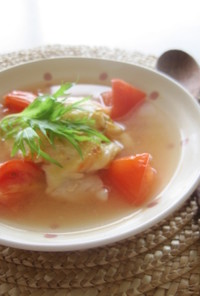 鱈とトマトの焼きキムチスープ