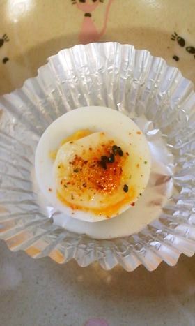 お弁当に♪ゆで卵の七味マヨ焼きの画像