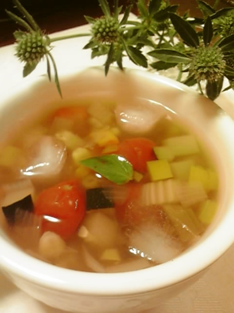 夏野菜で作る冷た〰いエコスープ♪の画像