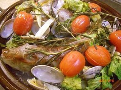 ほうぼう（白身魚）タジン鍋アクアパッツアの写真