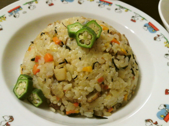 ひじきの煮つけで❤カルシウム炒飯の画像