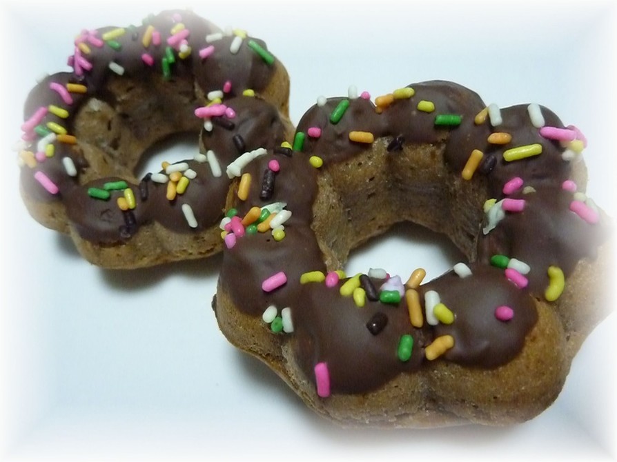 シリコン型で作る焼きチョコドーナツ☆の画像
