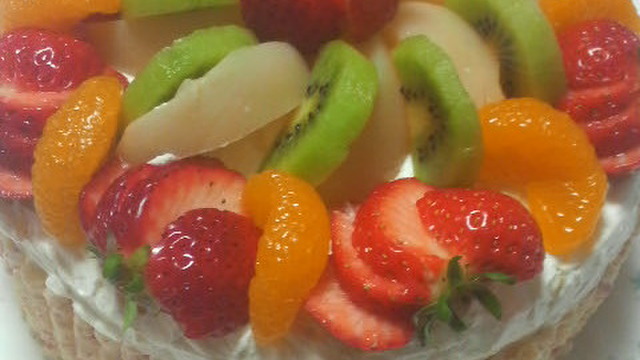 誕生日に デコレーションケーキ 彡 レシピ 作り方 By 百合プ クックパッド 簡単おいしいみんなのレシピが350万品