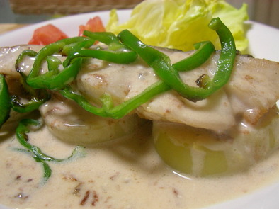 鱈のポワレ　クリームソースの写真