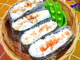 おにぎらず♪より簡単?折りたたみおにぎり