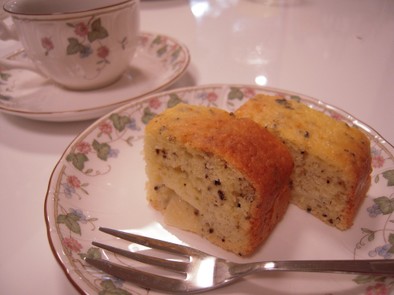 桃と紅茶の簡単パウンドケーキ甘さひかえめの写真