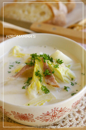 白菜とベーコンのミルクスープの画像