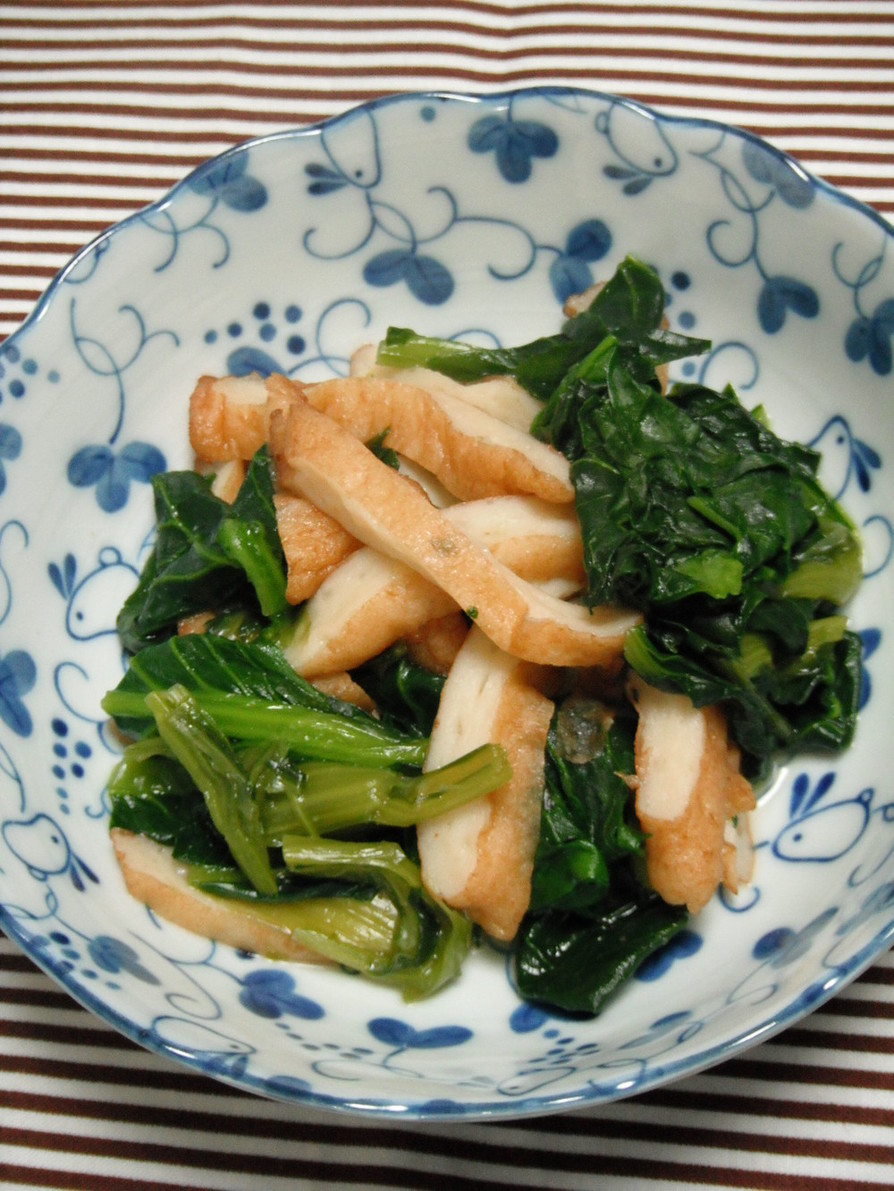 うどんスープで味決定✿小松菜と平天の煮物の画像