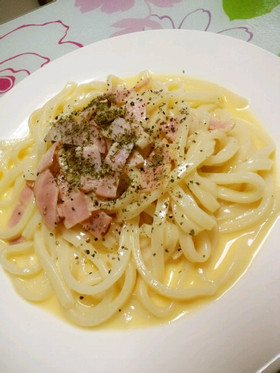 簡単ランチ*カルボナーラうどん