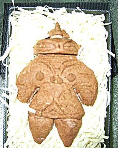 遮光器土偶クッキー（立体）の写真