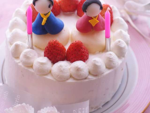 簡単 ひな祭り苺のケーキ 動画付き レシピ 作り方 By ぽんのすけ クックパッド