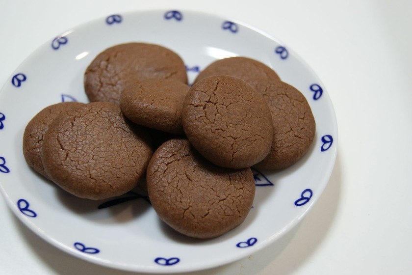 HMとサラダ油で簡単ココアクッキー by 珠樹（´・ω・） 【クックパッド】 簡単おいしいみんなのレシピが357万品