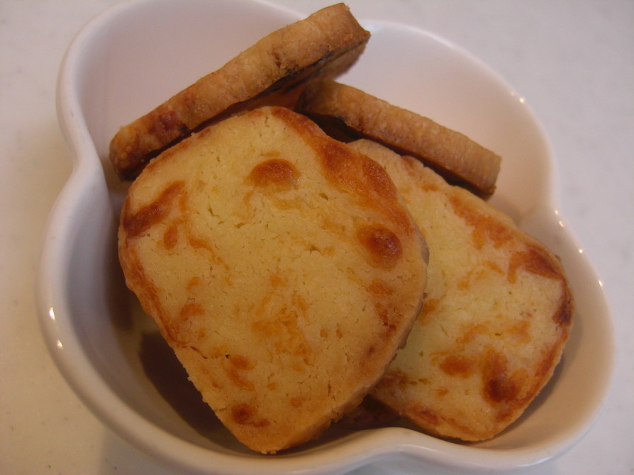 おやつ・おつまみOK　簡単チーズクッキー