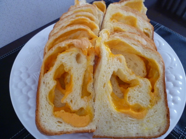 ジャンボチーズロール食パン♪の画像