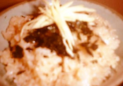 ツブ貝の炊き込み御飯の写真
