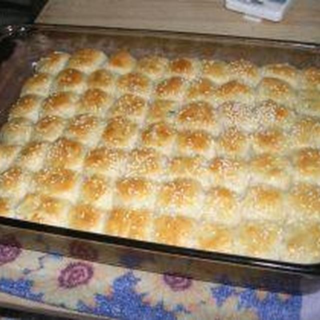 オリーブの実入りひと口チーズパン レシピ 作り方 By ハダル クックパッド 簡単おいしいみんなのレシピが359万品