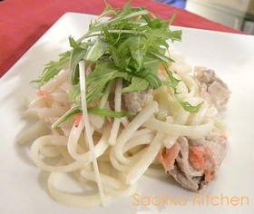味付けはうどんスープだけの簡単焼きうどん