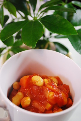 子供も夢中♡大豆のトマト煮