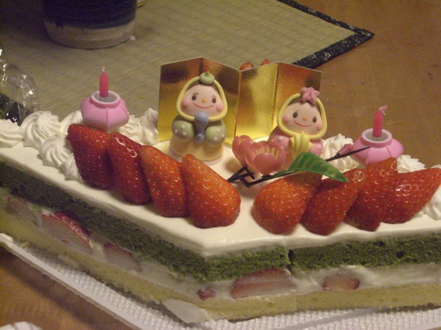 菱形三段　ひな祭り　ケーキの画像