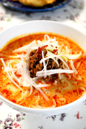 牛乳でまろやかクリーミー坦々麺
