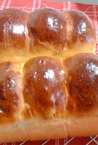 ミニ食パン型のバターロール風味パン