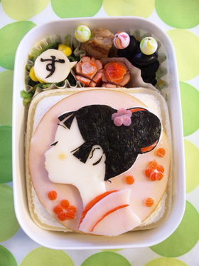 小梅ちゃん♪(キャラ弁)
