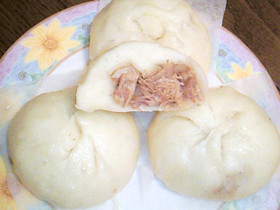 簡単肉まん☆余った材料でどうぞ!!